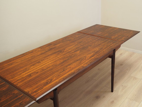 Image 1 of Table en bois de rose, design danois, années 1970, production : Danemark