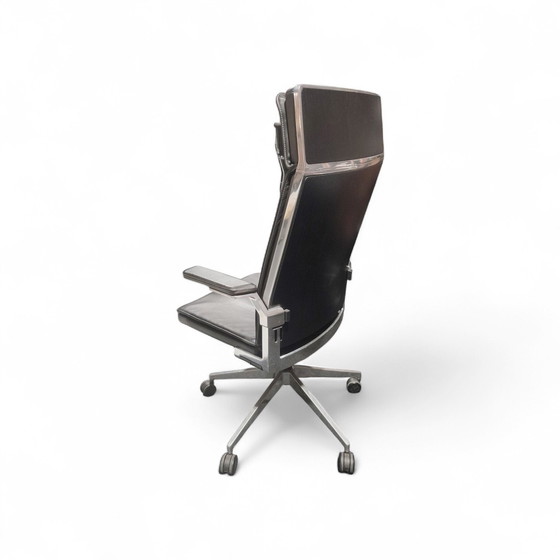 Image 1 of Chaise de bureau d'occasion Dynamobel DIS en cuir noir