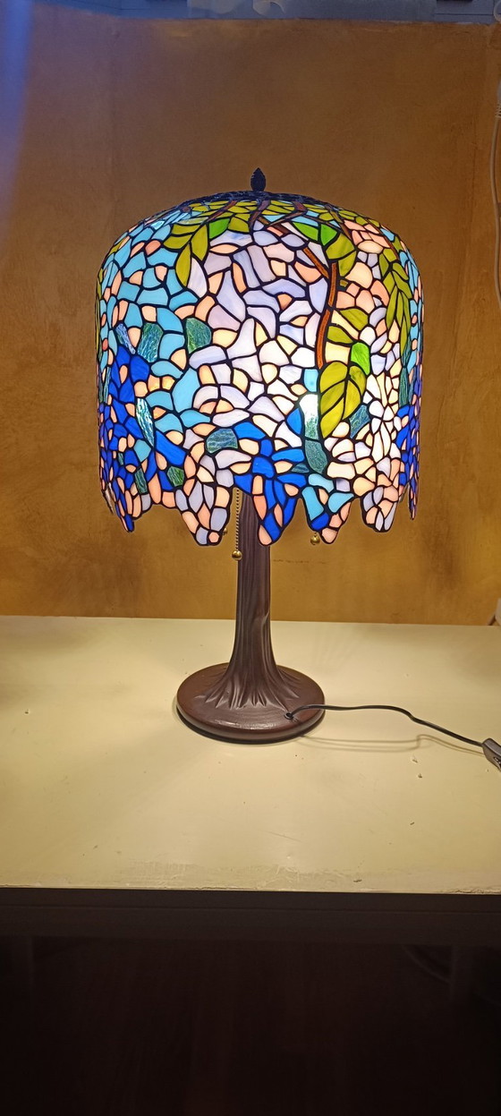 Image 1 of Lampada a glicine in stile Tiffany