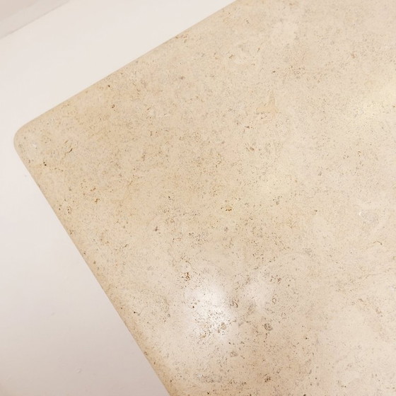 Image 1 of Quadratischer Couchtisch aus Travertin, entworfen von Mario Bellini für Cassina, um 1975