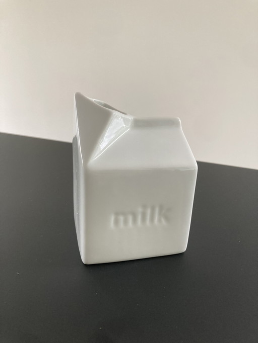 Carton de lait décoratif en céramique