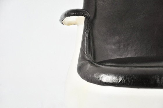 Sessel „Culbuto“ von Marc Held für Knoll International, 1960er Jahre – Leather, Fiberglass (photo 9 of 10)