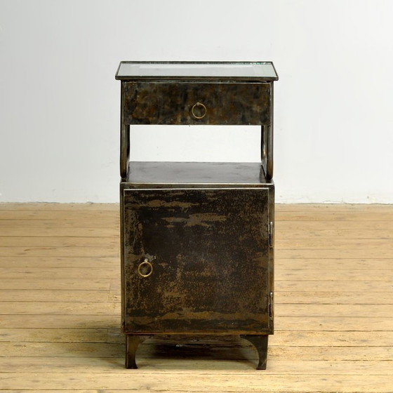 Image 1 of Set ijzeren nachtkastjes, jaren 1950
