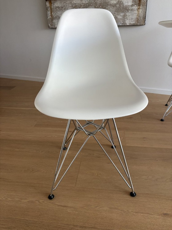 7x Vitra Eames DSR Chair – Dining chairs, Metal, Plastic (photo 6 of 6)