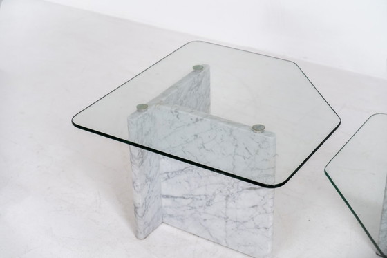 Image 1 of Salontafels van marmer en glas (Italië, jaren 70).