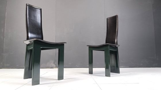 Image 1 of Set van 6 Italiaanse leren en groen gelakte eetkamerstoelen, jaren 1980