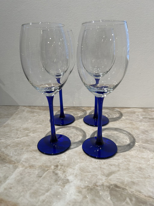4 Luminarc red wine glasses cobalt blue