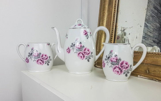Service à thé en porcelaine blanche à motif floral – Vaisselle (photo 5 of 10)