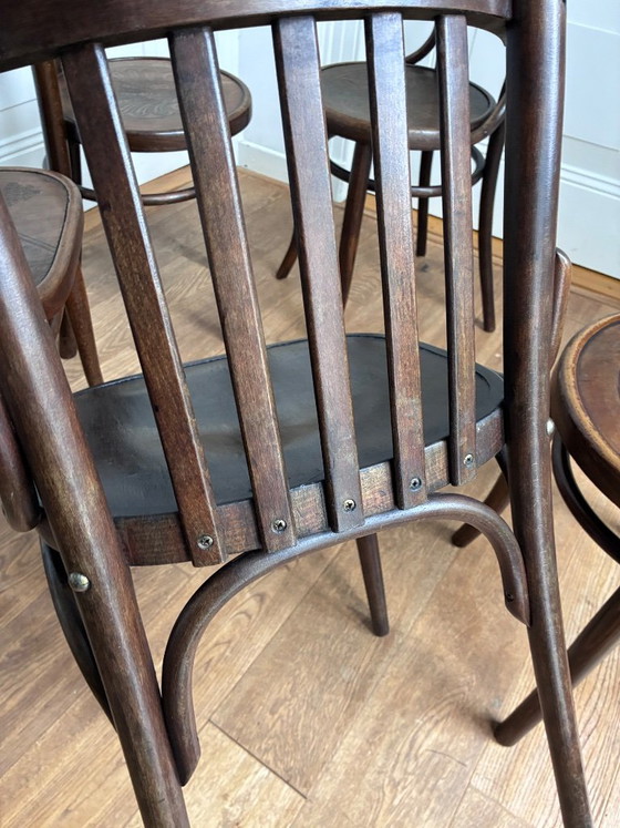 set of 6 mix-match Thonet style chairs – Dining chairs, Wood (photo 13 of 17)