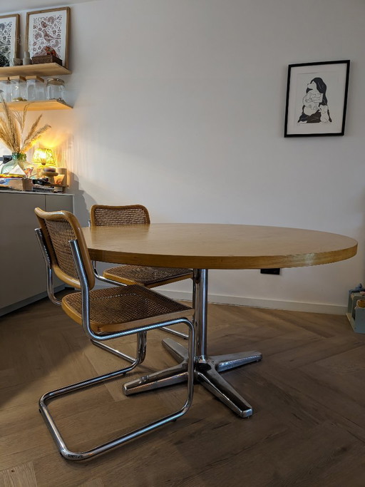 Round Midcentury Modern dining table - Pastoe style