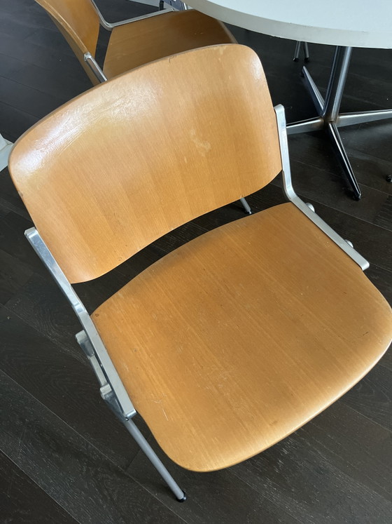 Image 1 of Set of 5 stackable Castelli DSC 106 chairs (design Giancarlo Piretti)