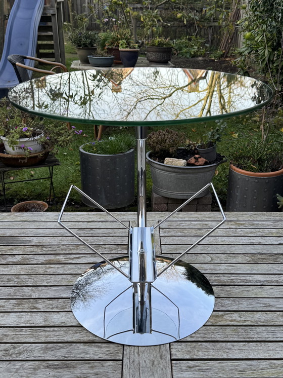 Image 1 of Tavolino KOKOON | 🇩🇪 Anni '80 | Un elemento d'arredo senza tempo in cromo e vetro