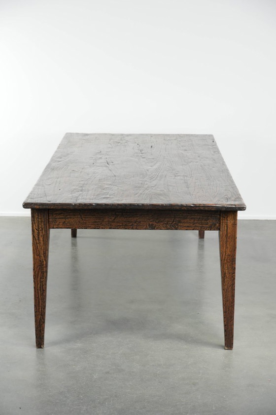 Image 1 of Grote boeren eettafel van sfeervol iepenhout met een prachtig patina uitgevoerd met drie lades