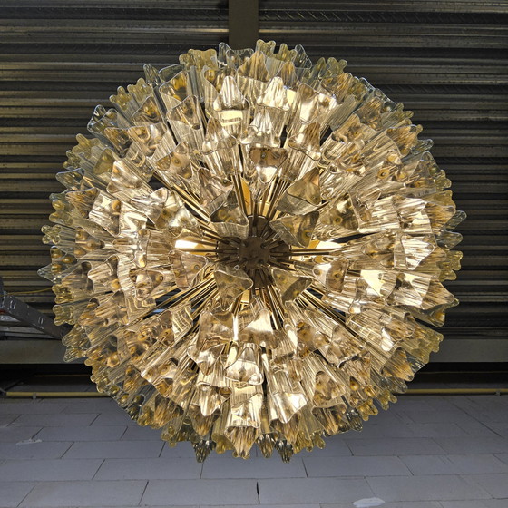 Image 1 of Vintage Itiliaanse kristallen kroonluchter Venini Triedi Murano. (60s) tapered crystal chandelier Italian design