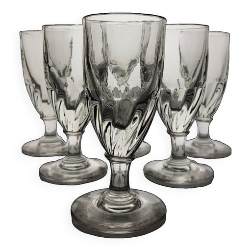 6 copas de vino/absenta del siglo XIX