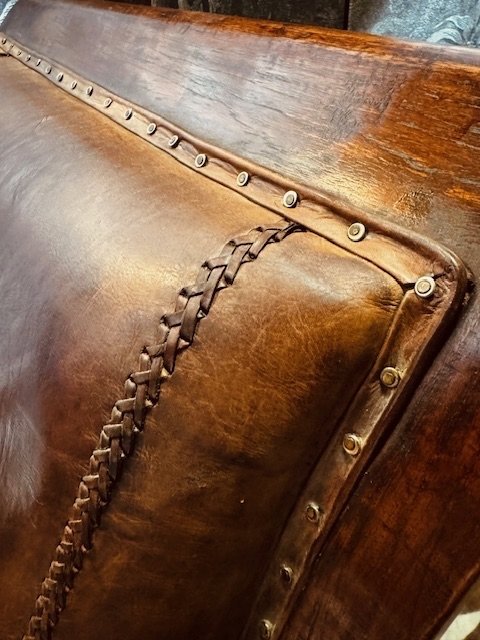 Image 1 of Kolonialstil-Pflanzenstuhl, Veranda-Archae aus Teakholz und Leder, britisch-kolonial