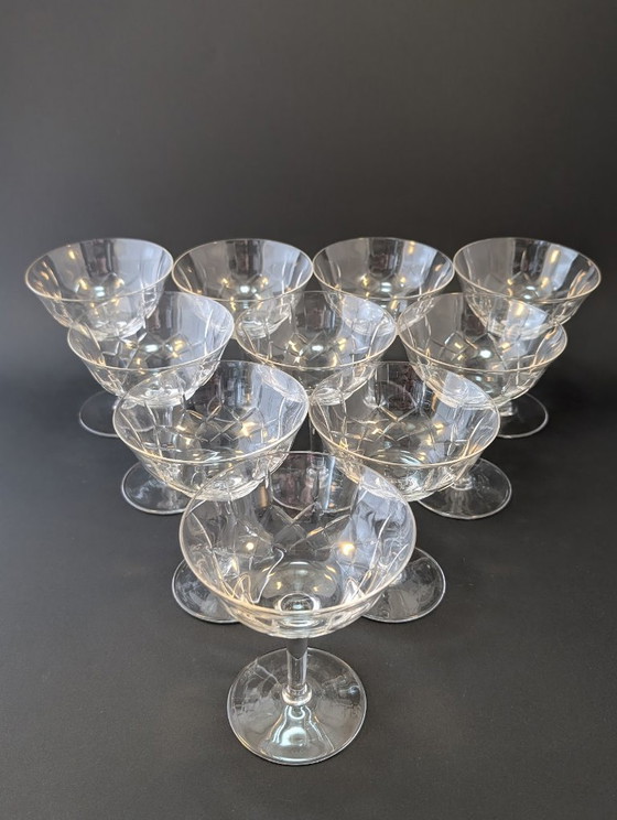 Image 1 of 10 copas de cristal para champán (Doyen) reactivas a la luz UV