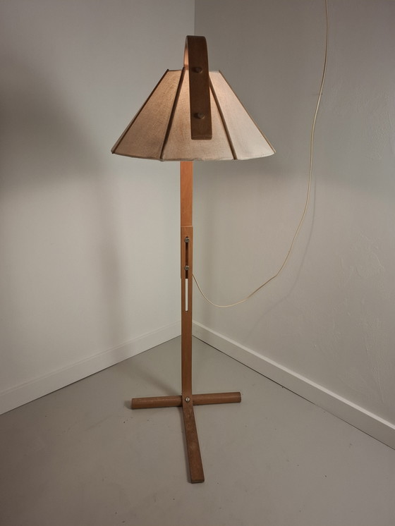 Image 1 of Lampada da terra vintage in legno Jan Wickelgren (design scandinavo)