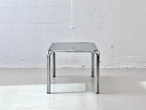Image 1 of Couchtisch aus Chromstahl und Rauchglas, 1970er Jahre