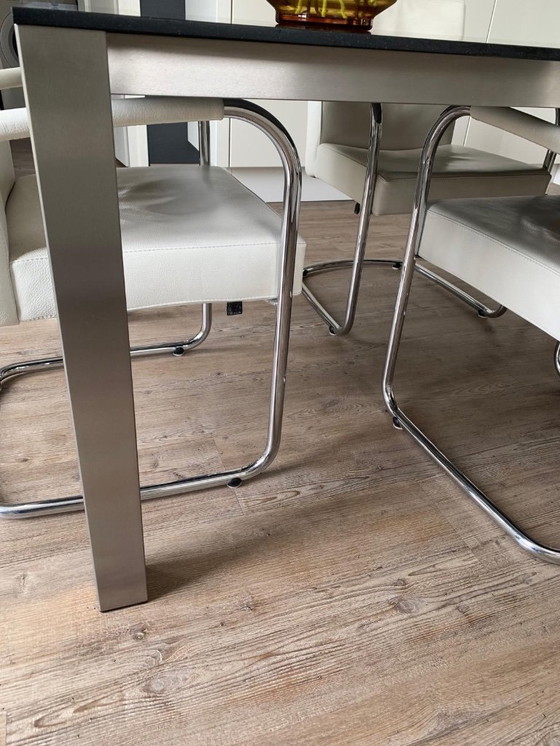 Image 1 of Leolux chairs and dining table