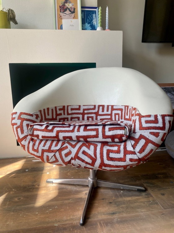 Image 1 of Bucket Chair Vintage - Cream/Terracotta/Chrome