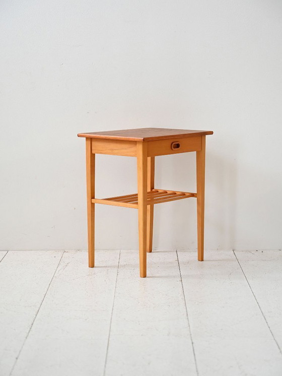 Image 1 of Table de chevet vintage en chêne clair scandinave