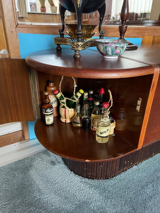 Image 1 of Unidad de pared de los años 50