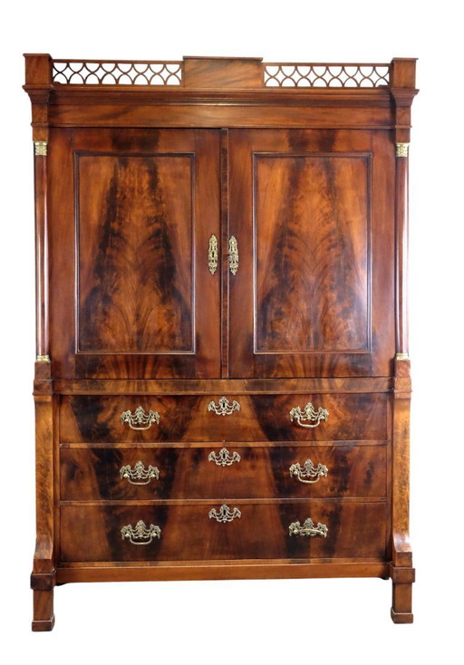 Cabinet d'époque Empire, vers 1815