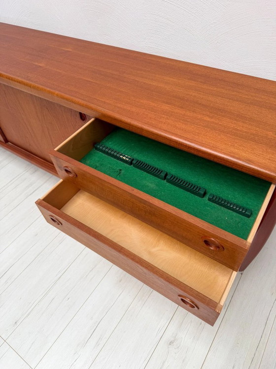 Grande credenza danese vintage in teak di H.P. Hansen, anni '60 – OMANN JUN, Credenze, Legno (photo 9 of 16)