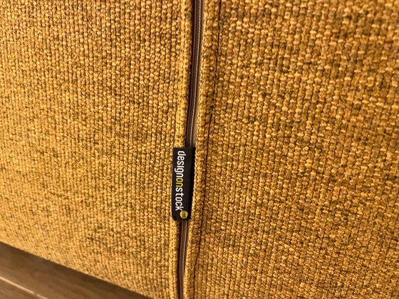 Image 1 of Neu bezogenes Design on Stock Bloq Loveseat