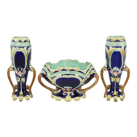 Image 1 of Art Nouveau Barbotine Majolica Vazen Jardinière Set van 3