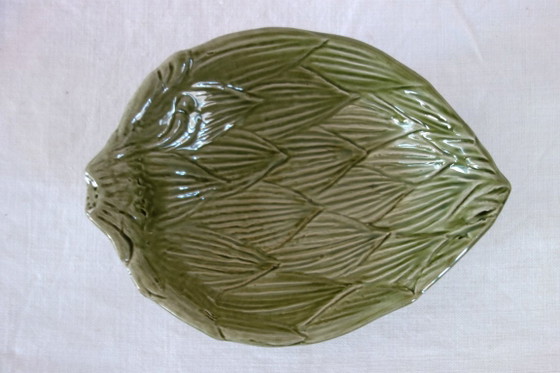 Image 1 of Saladekom + 6 vintage aardewerken kommen uit de jaren 70 in artisjokgroene kleur