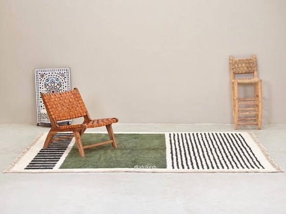 Image 1 of Tapis en laine marocain traditionnel authentique 150/250 cm