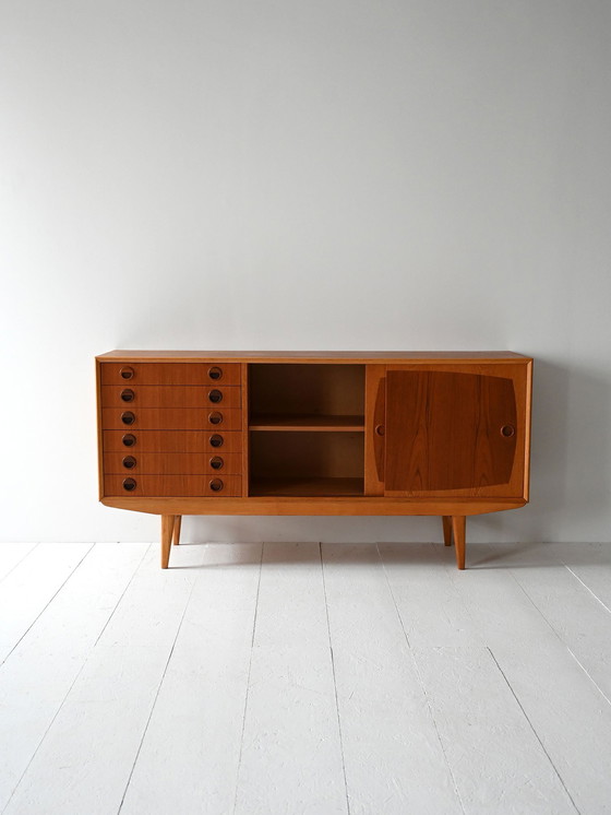 Image 1 of Buffet scandinave en teck et chêne des années 1950/60