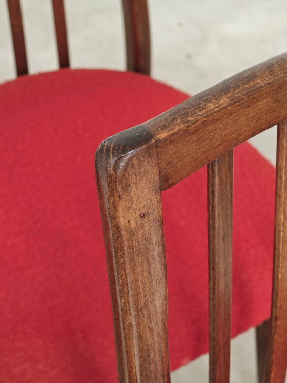 Juego de 4 sillas de comedor rojas de Antonin Suman para Interier Praha. – Wood, Mid Century Modern (photo 5 of 14)