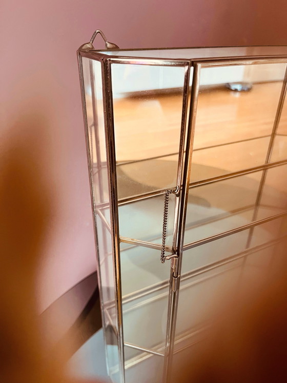Image 1 of Italian Design Realizzato display case