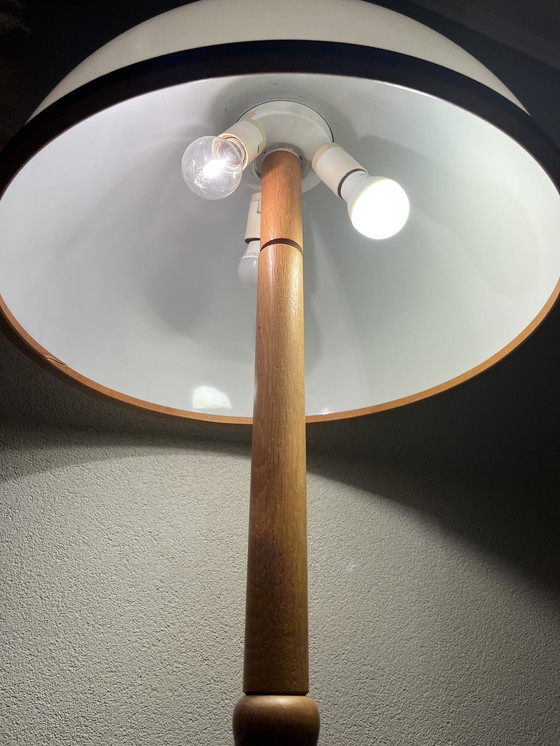 Image 1 of Lampada da terra vintage a forma di fungo con paralume in plastica