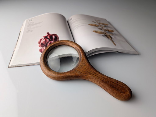 Dänische Lupe aus Walnussholz, Mitte des 20. Jahrhunderts, 1950er Jahre