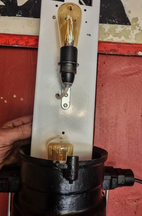 Image 1 of Neon antideflagrante