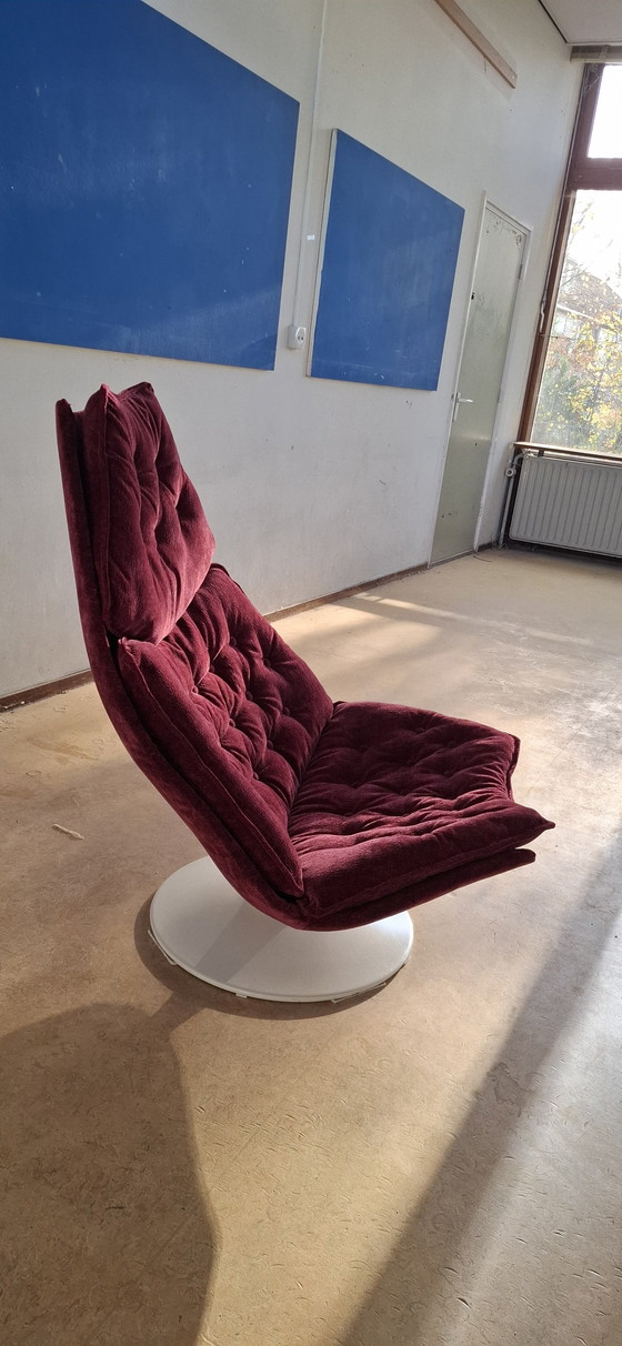 Image 1 of Artifort f588