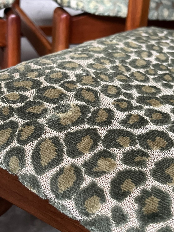 4 vintage chairs leopard print green newly upholstered, Dining chairs, Wood, Textile (photo 7 of 8)
