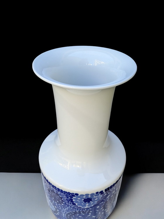 Image 1 of Vintage porcelain vase by H&C Heinrich Selb, genuine cobalt, white-blue floor vase in pop art style