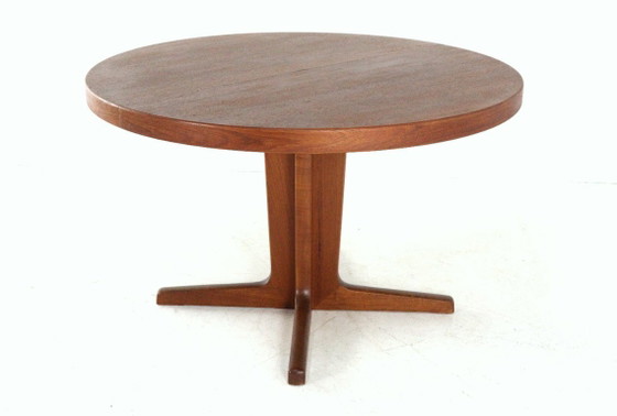 Image 1 of Danish design vintage round dining table extendable dining table