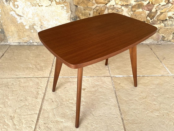Image 1 of Table d'appoint vintage en acajou, style milieu du siècle, années 1960