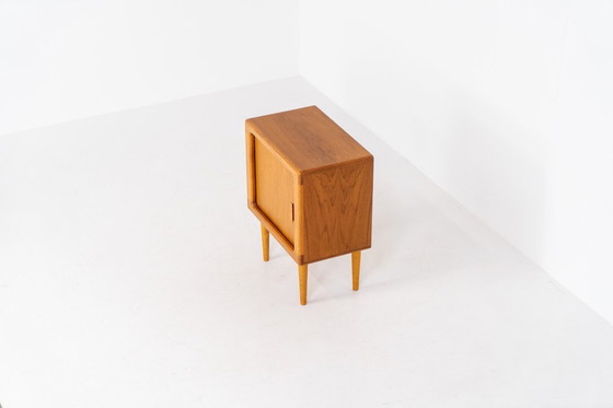 Image 1 of Mobiletto compatto con anta a serrandina di CFC Silkeborg