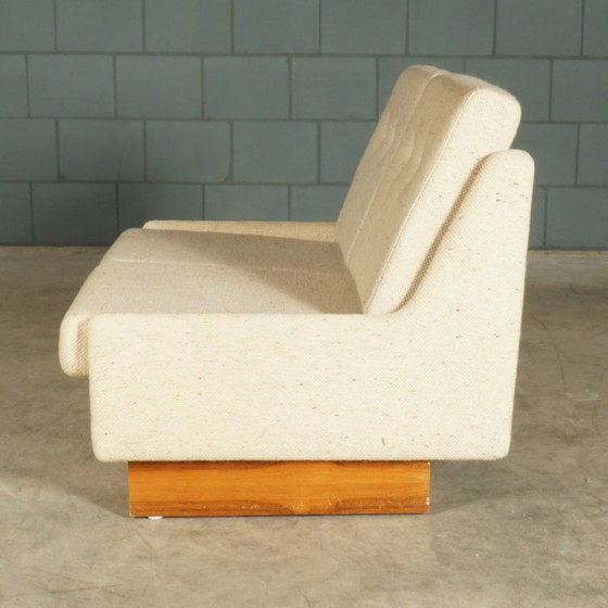 Vintage two-seater sofa – beige fabric – 1960s – 2 seaters, Textile (photo 5 of 16)