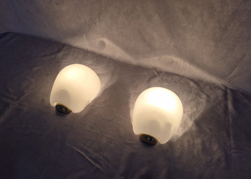 Elegante Peill & Putzler wandlamp (set van 2), jaren 60, opaalglas en messing – warm sfeerlicht