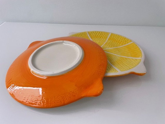 Image 1 of Assiettes en céramique ensoleillées sur le thème des agrumes - de joyeux accroche-regards !
