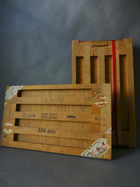 Image 1 of Grande scatola per il trasporto di sigari di metà secolo / Stampo / Pressa / Decorazione murale