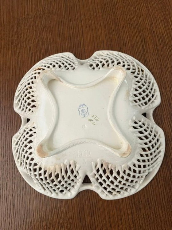 Image 1 of vieux bol à fruits en porcelaine